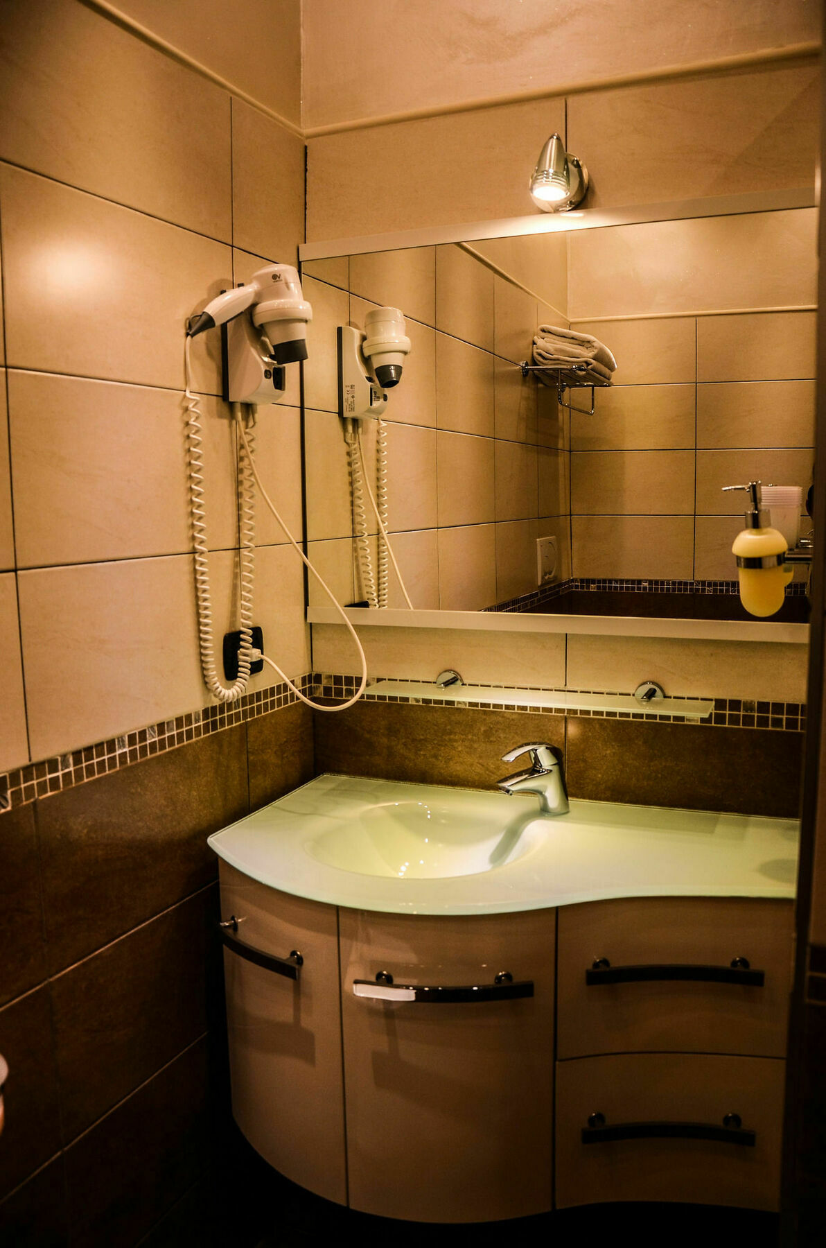 Il Piccolo Piacenza Hotel Bagian luar foto